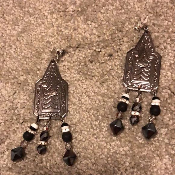 Pantages magic mirror Tarina Tarantino earrings - Picture 3 of 14